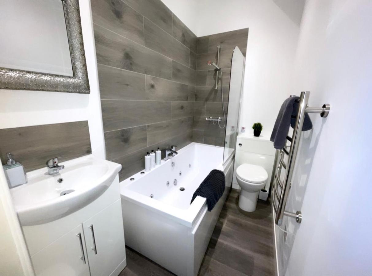 Albert Luxury Hottub&Jacuzzi Apartments Blackpool Exterior foto