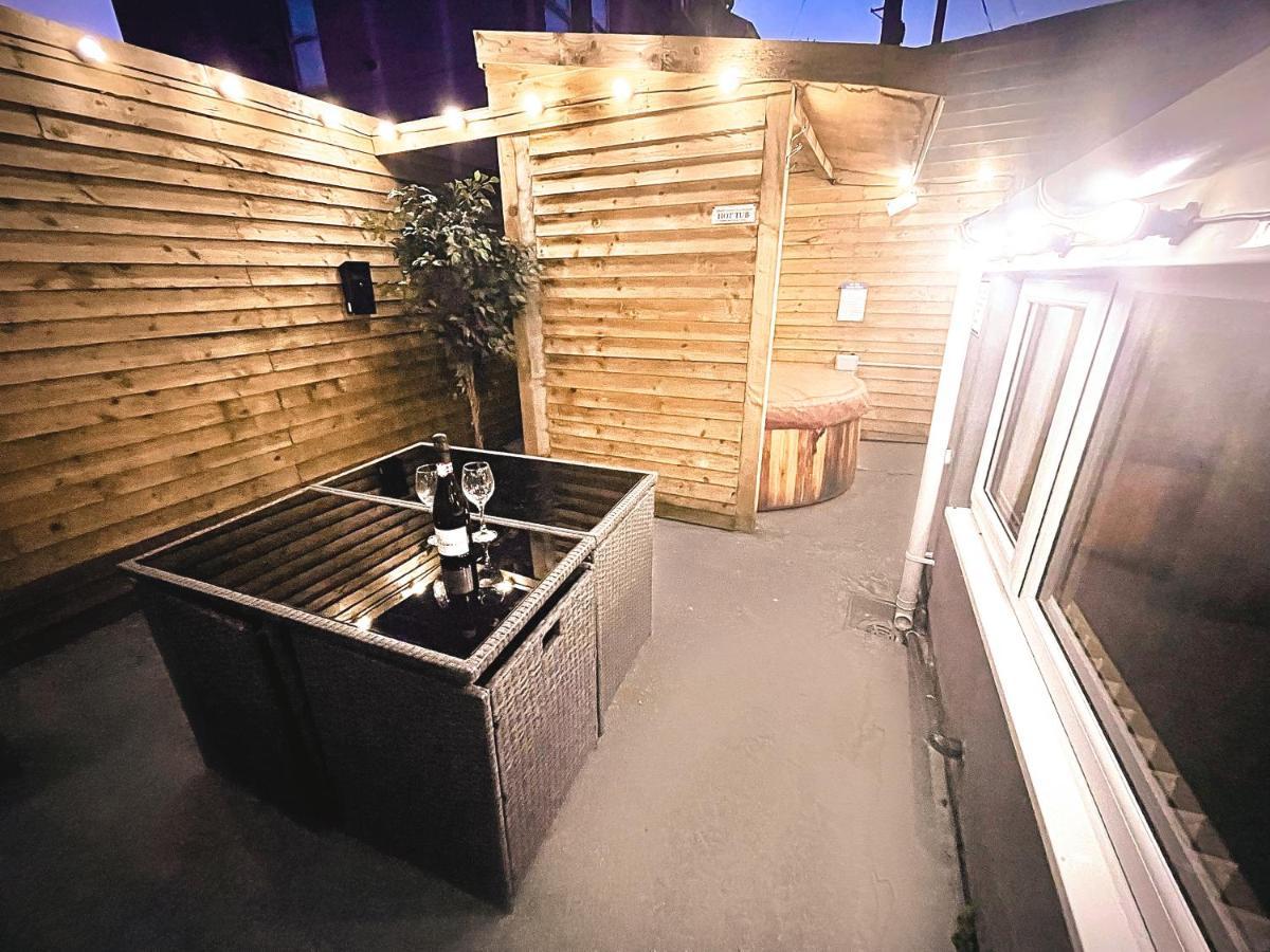 Albert Luxury Hottub&Jacuzzi Apartments Blackpool Exterior foto